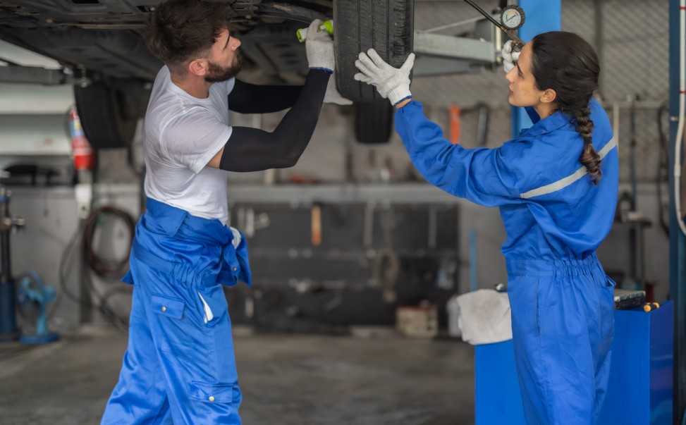 Mechanic Helper Jobs in Etobicoke